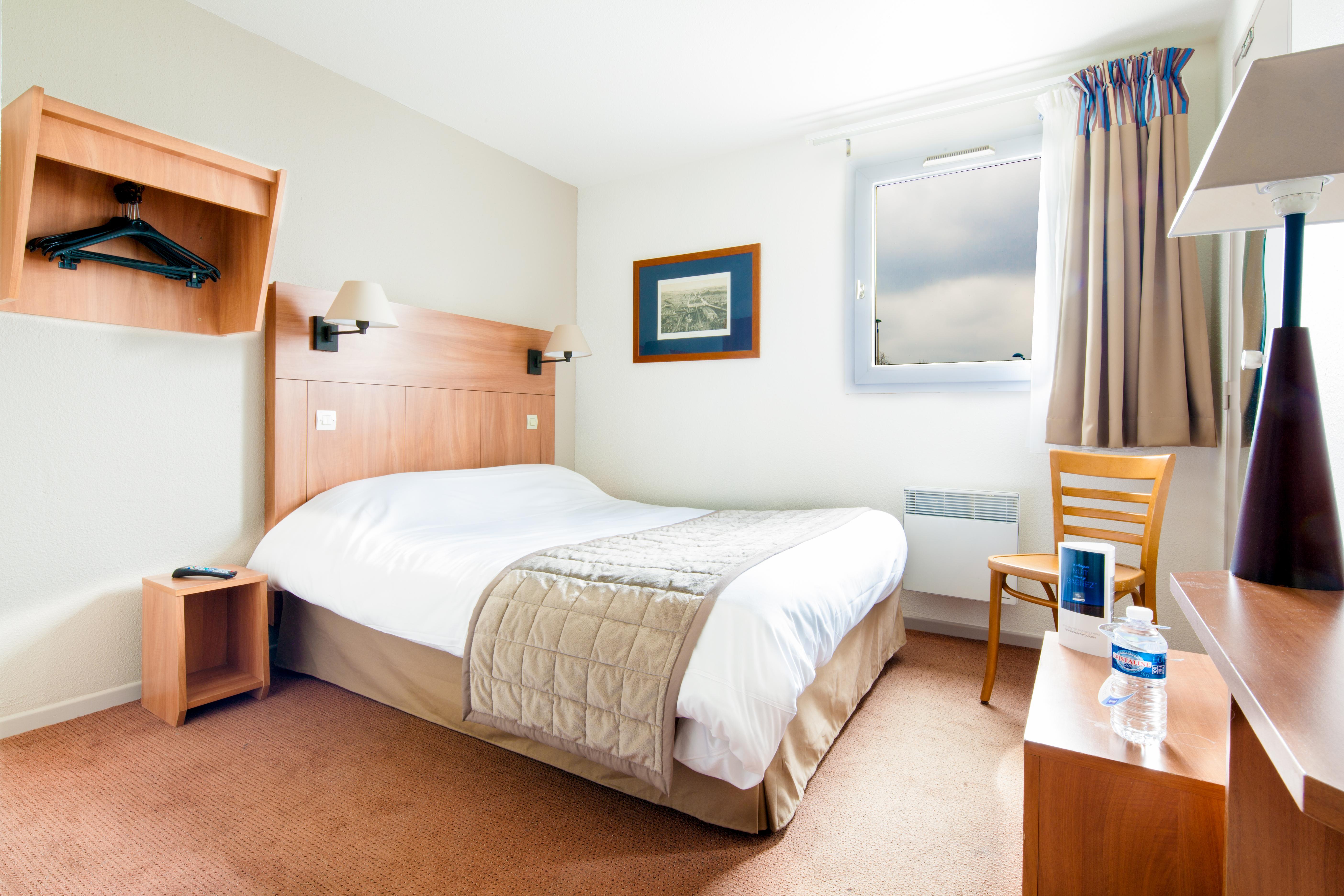 Sure Hotel By Best Western Calais Coquelles Tunnel S/ Manche Экстерьер фото